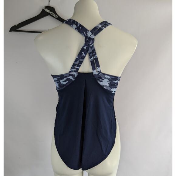 Fabletics Camo Workout Tanktop with Built In Bra Sz Small - Picture 2 of 5